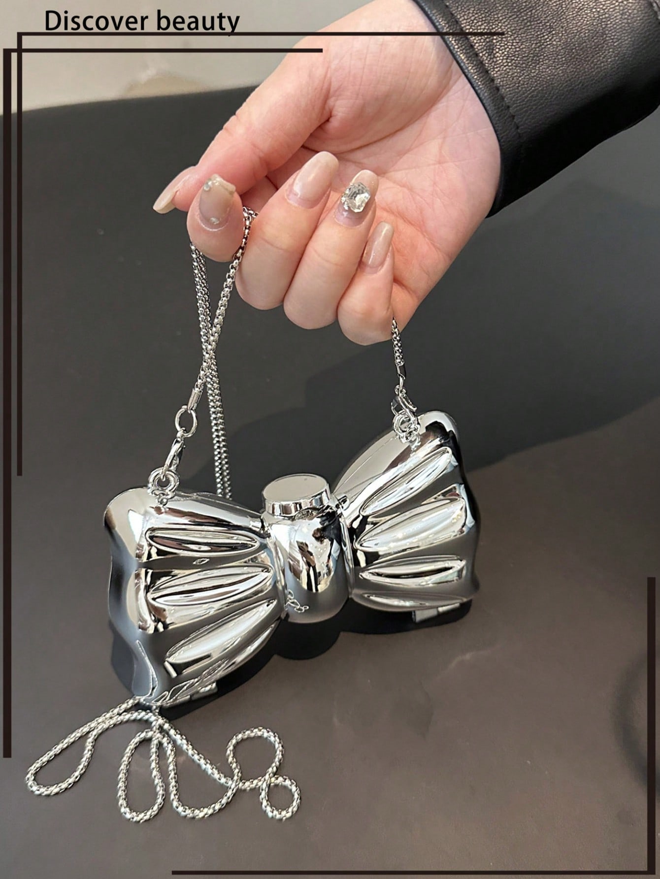 Pequeño bolso tipo clutch con  - Tie Clip Silver reseña y precio