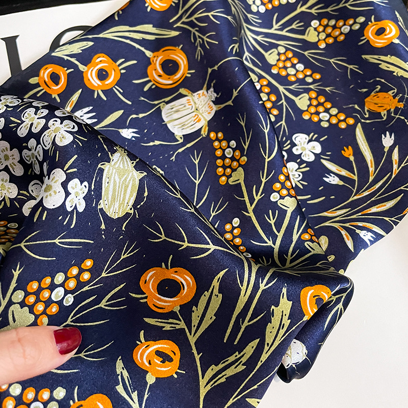 Pañuelo Cuadrado de Satén 100% - Face Scarf Mask reseña y precio